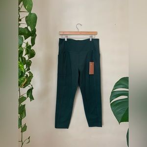 Girlfriend Collective Compressive Pocket Legging in Moss